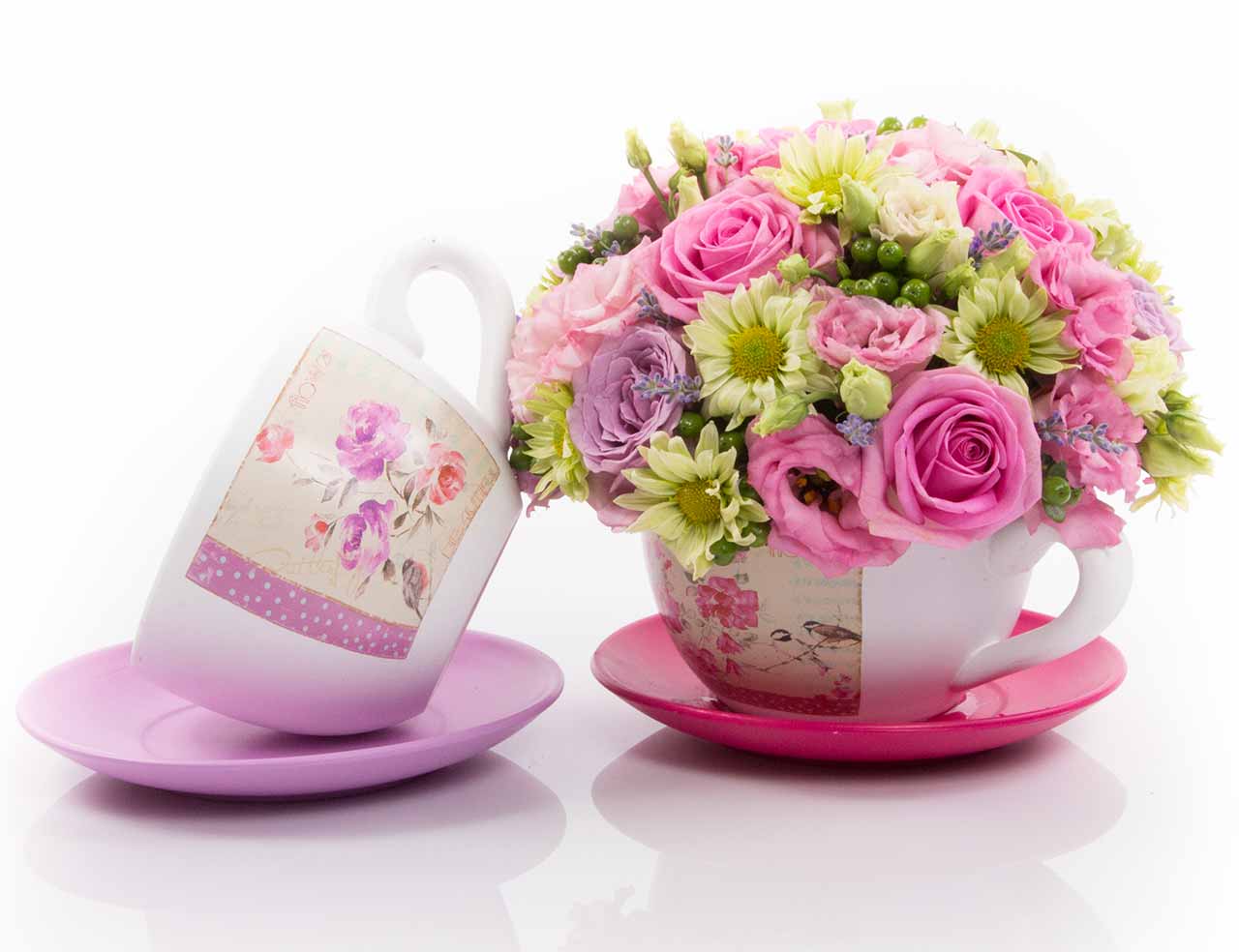 Cana din ceramica cu flori roz