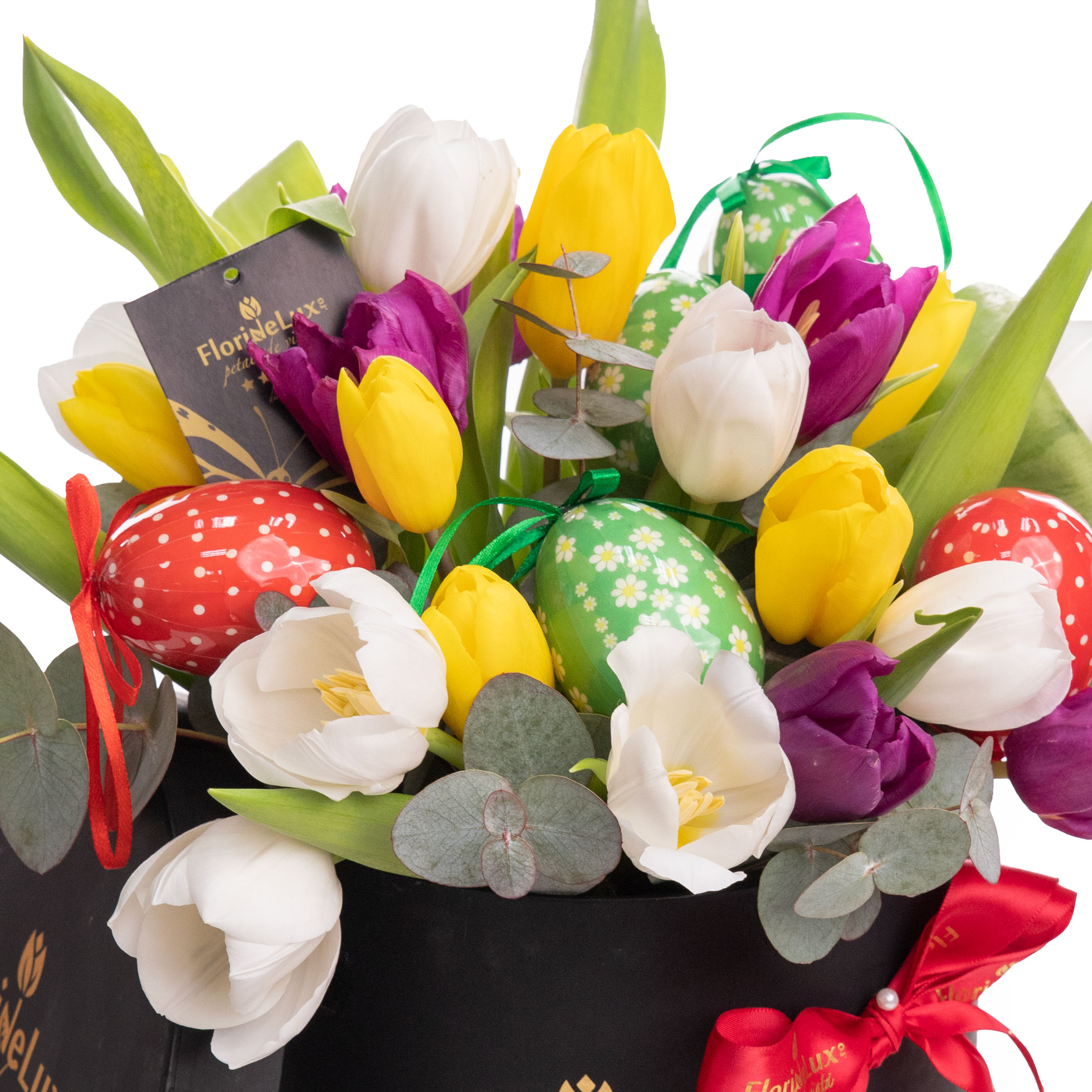 Aranjament floral in cutie cu lalele