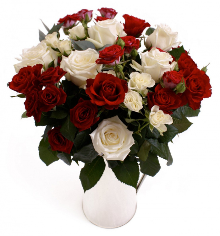 Buchet 27 trandafiri albi si rosii