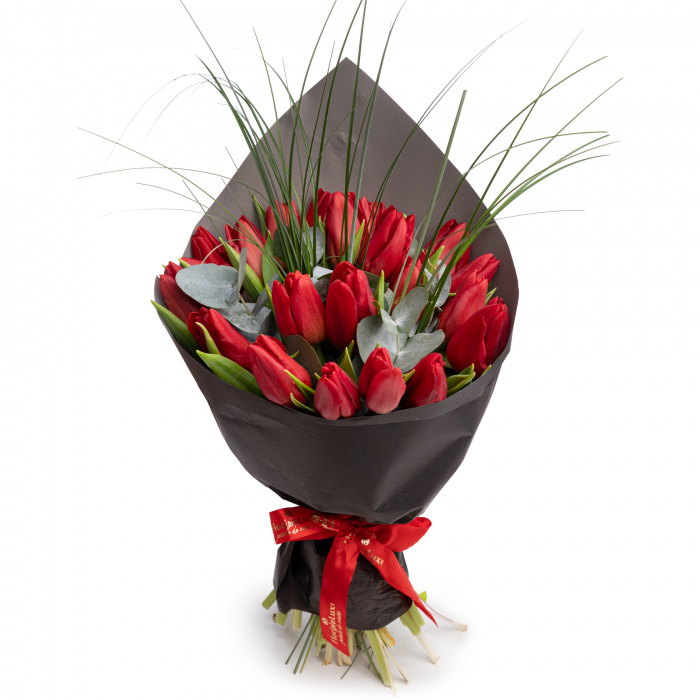 Buchet romantic lalele rosii