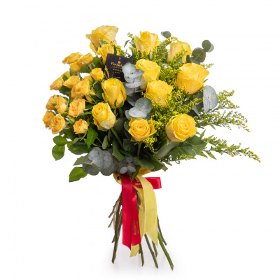 Buchet din trandafiri galbeni solari
