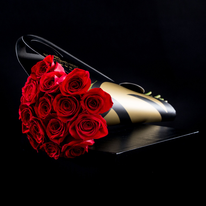Trandafiri rosii Grand Gesture, sampanie si baloane – imaginea 2