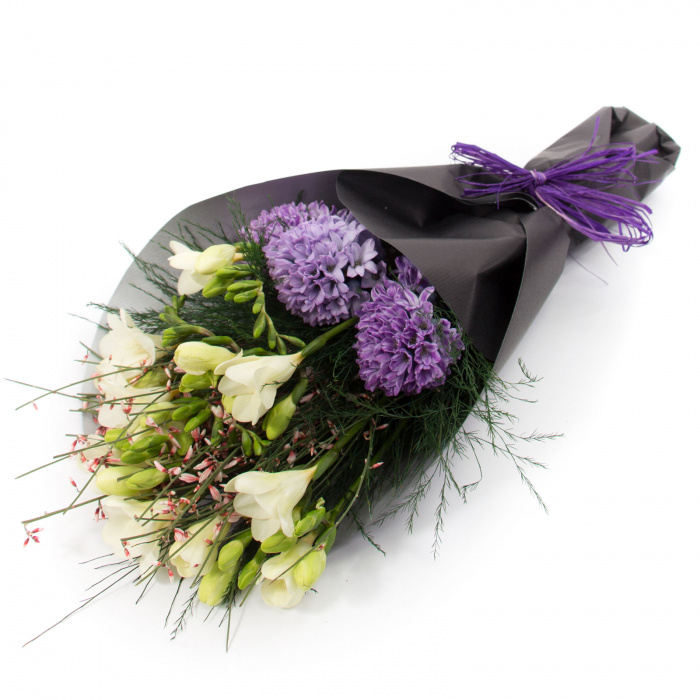 Buchet frezii si zambile – imaginea 1