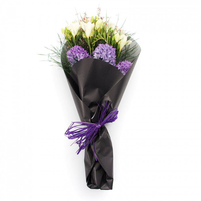 Buchet frezii si zambile – imaginea 4
