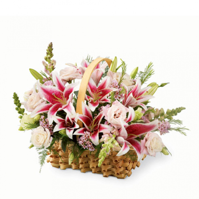 Cos crini, lisianthus si trandafiri – imaginea 1