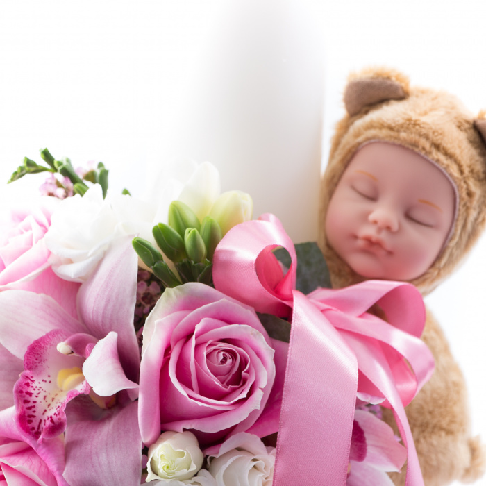 Lumanare de botez flori roz si ursulet somnoros – imaginea 2