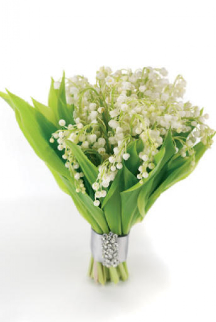 Buchet mireasa deosebit din lacramioare – imaginea 1