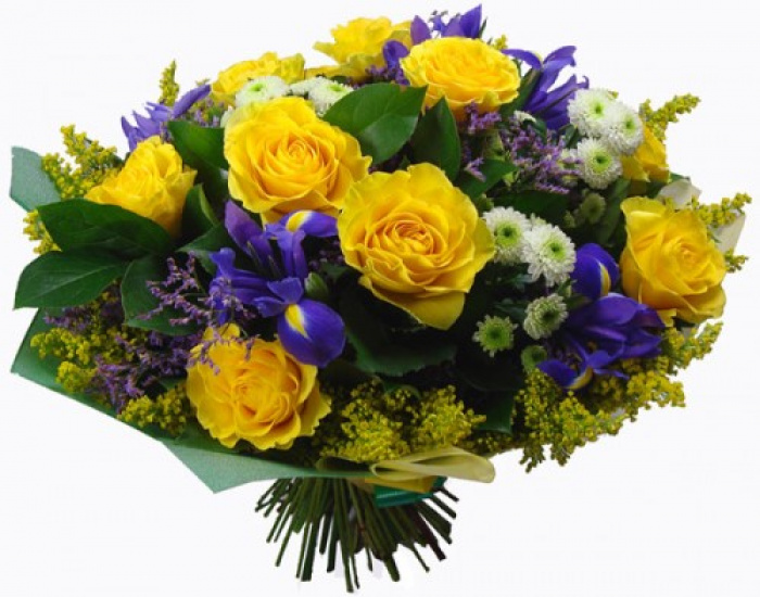 Buchet din trandafiri, santini, solidago