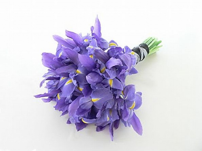 Buchet de 35 irisi mov – imaginea 1