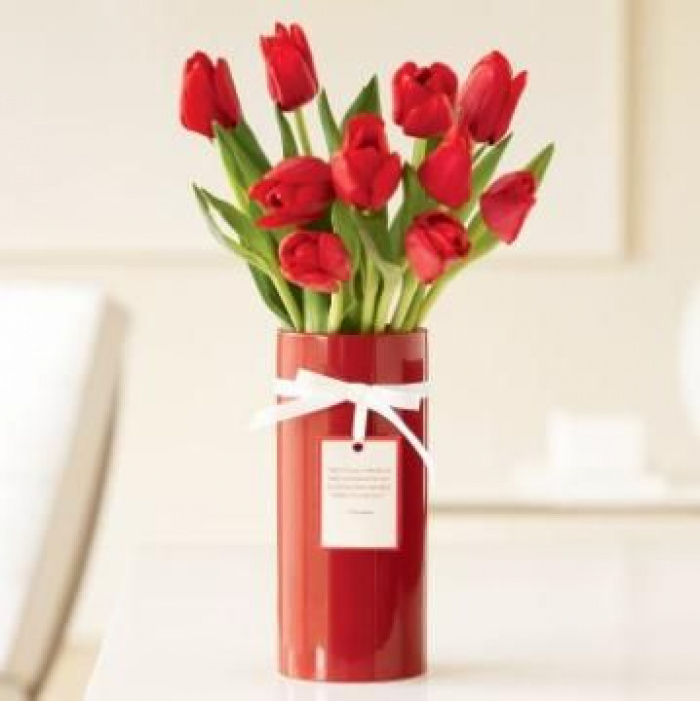 Buchet de 9 lalele rosii – imaginea 1