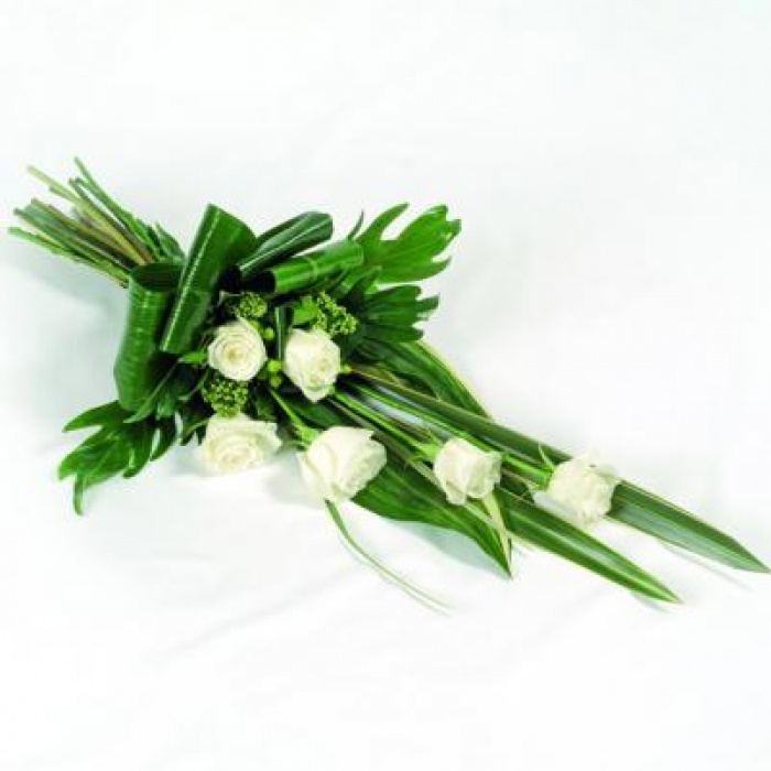 Buchet de 5 trandafiri albi – imaginea 1