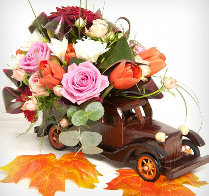 Masina cu flori