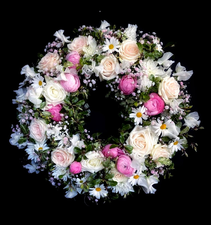 Coroane flori in Romania – imaginea 1
