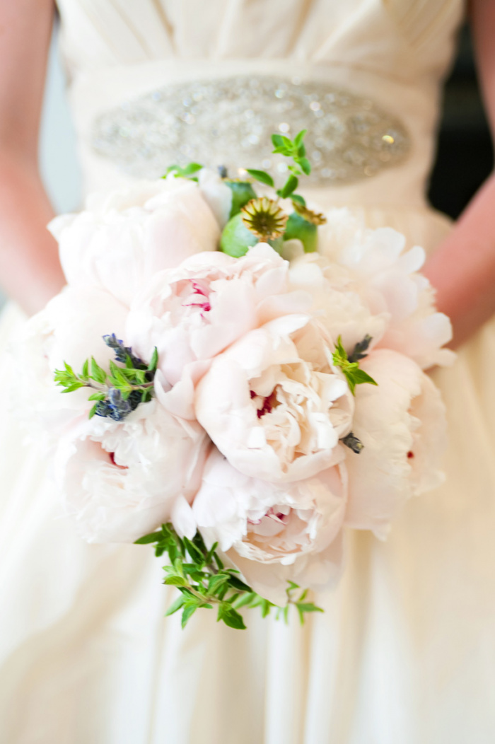 Buchet mireasa bujori idilici