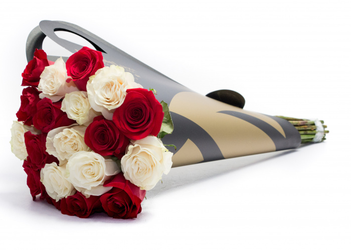 Buchet de lux trandafiri albi si rosii – imaginea 3