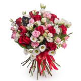 Buchet cu 4 x Eustoma alba, 1 x Felicitare FDL, 2 Panglica inscriptionata FDL, 1 x Perle cu ac, 2 x Pittosporum, 11 x Salal, 5 x Trandafir ramificat roz, 9 x Trandafir rosu