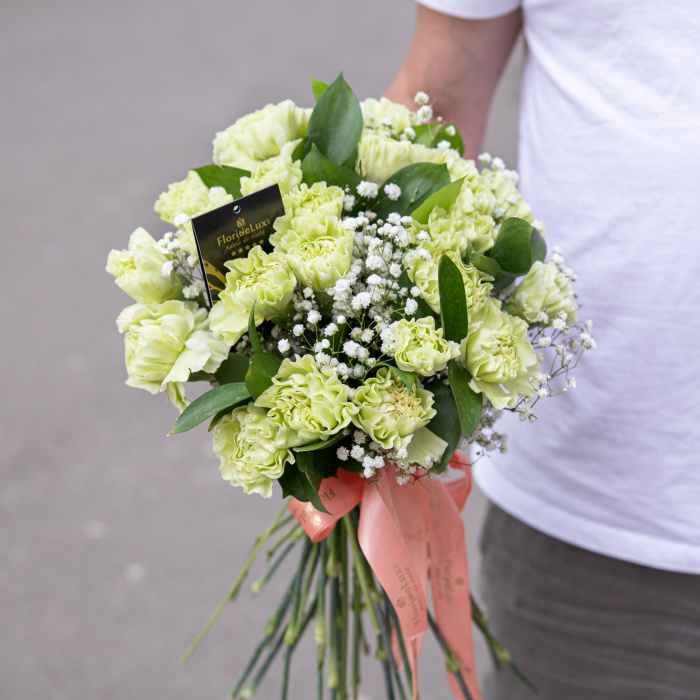 Buchet garoafe verzi – imaginea 3