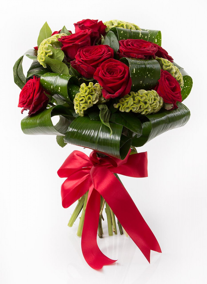 Buchet trandafiri rosii si celosia – imaginea 1