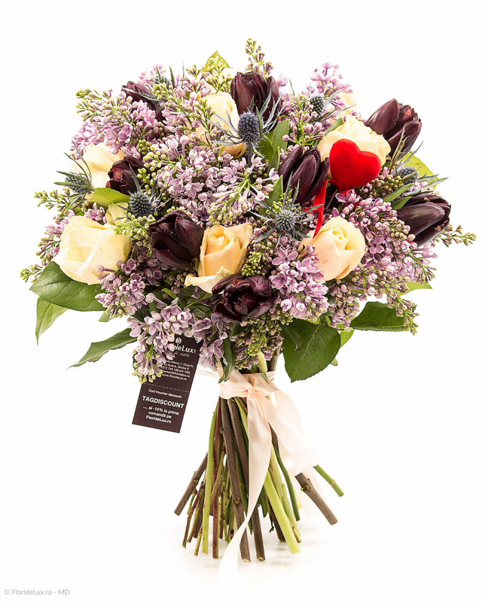 Liliac, lalele si trandafiri