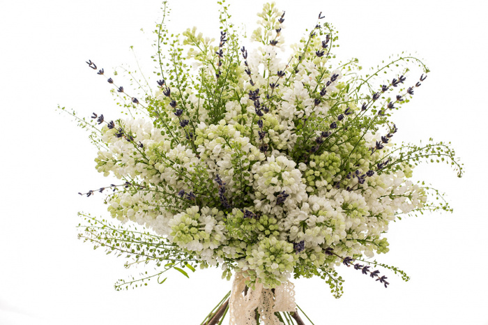 Buchet mireasa liliac si levantica – imaginea 3