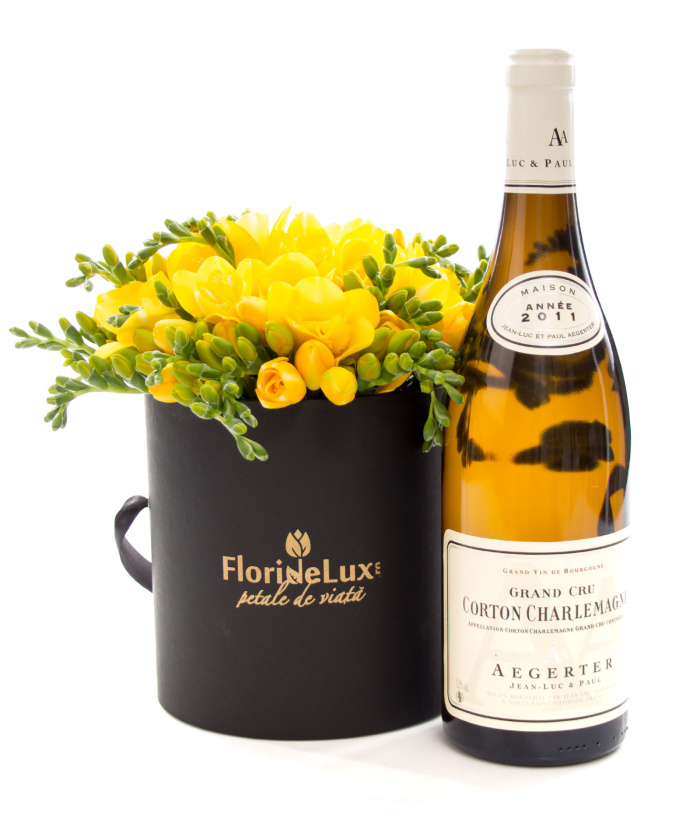 Cutie cu frezii galbene si Corton Charlemagne – imaginea 1