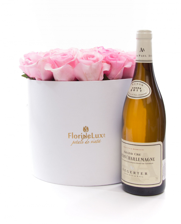 Cutie delicata trandafiri roz pal si Corton Charlemagne – imaginea 1