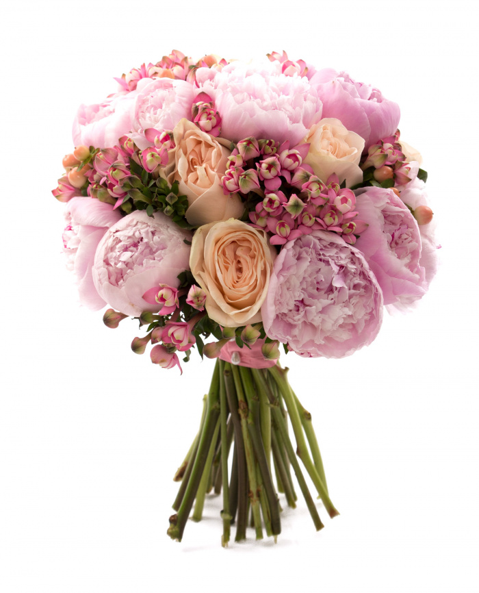 Buchet de mireasa bujori si trandafiri somon