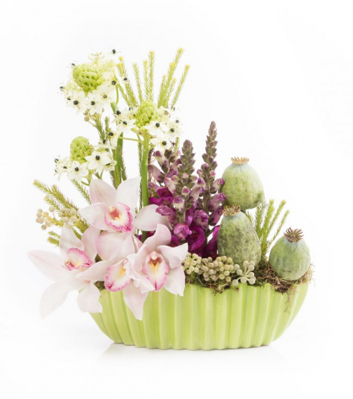 Aranjament exotic pentru birouri – imaginea 1