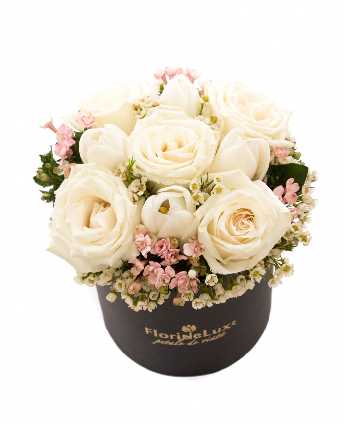 Cutie de lux lalele, trandafiri si Bollinger Rose – imaginea 3