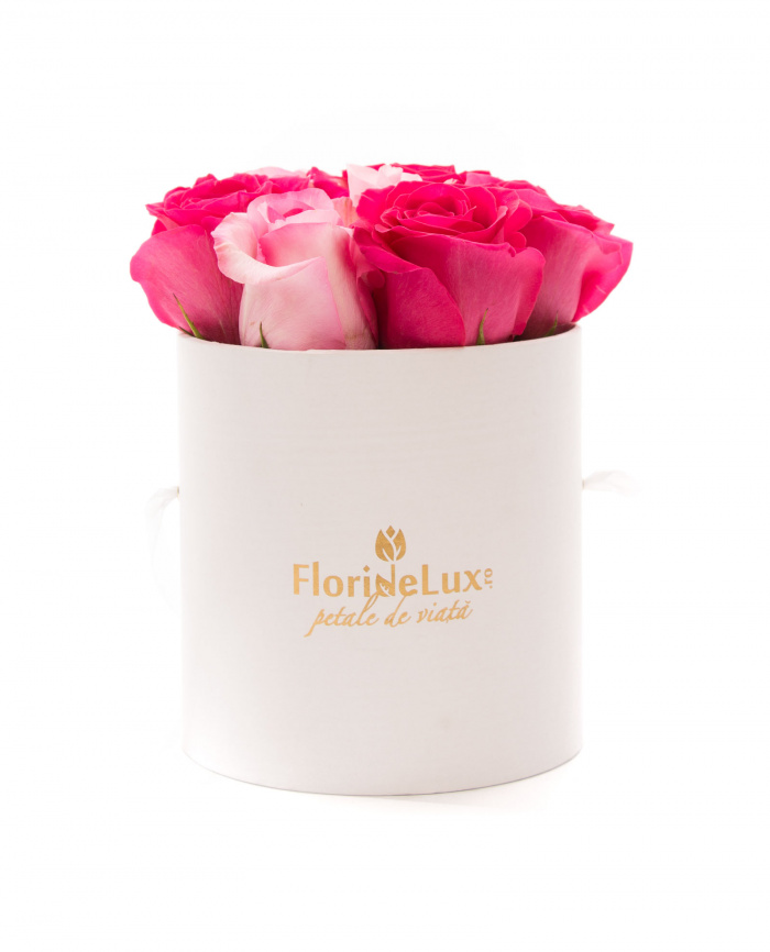 Cutie alba cu trandafiri roz si Bollinger Rose – imaginea 2