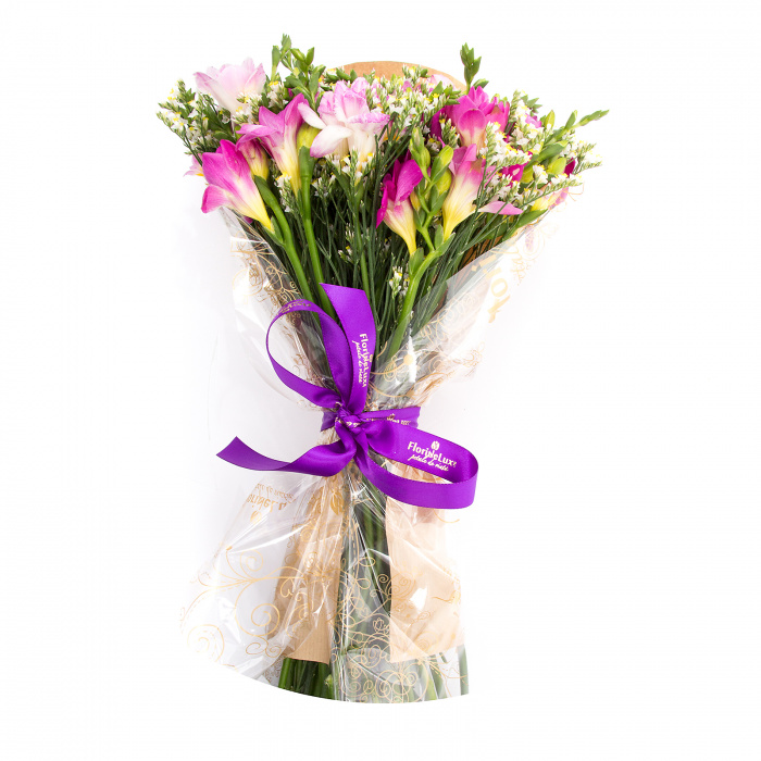 39 frezii in buchet – imaginea 1