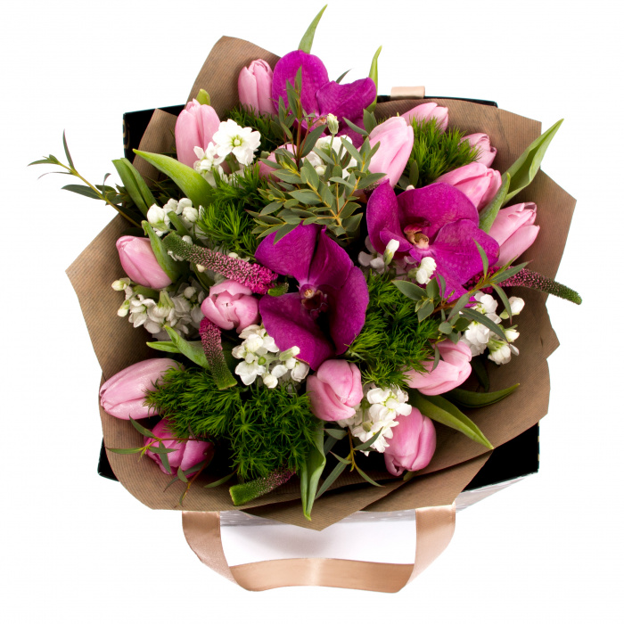 Buchet lalele pastelate si martisor argint