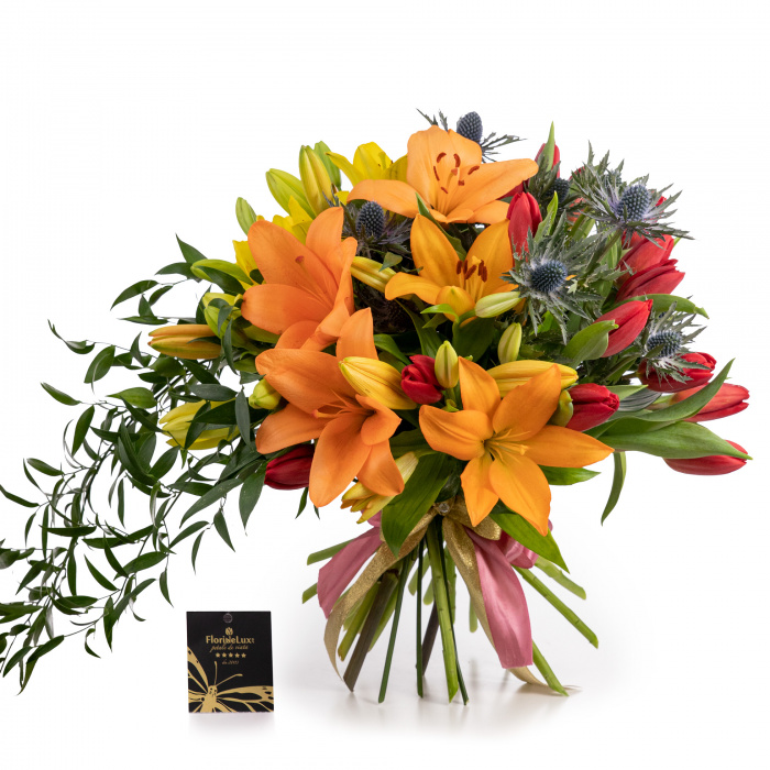 Buchet cu crini portocalii si lalele – imaginea 1