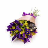 Buchet de flori cadou cu iris si solidago – Standard