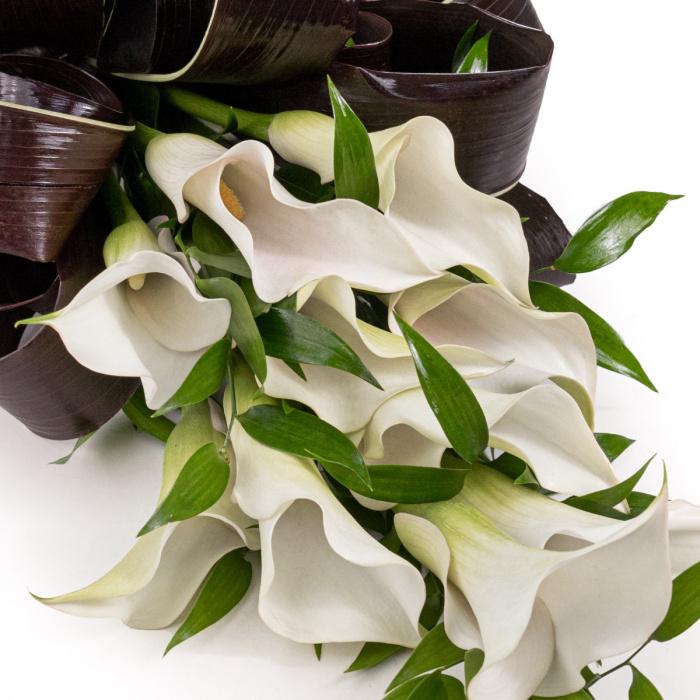 Buchet Funerar din cale albe – imaginea 3