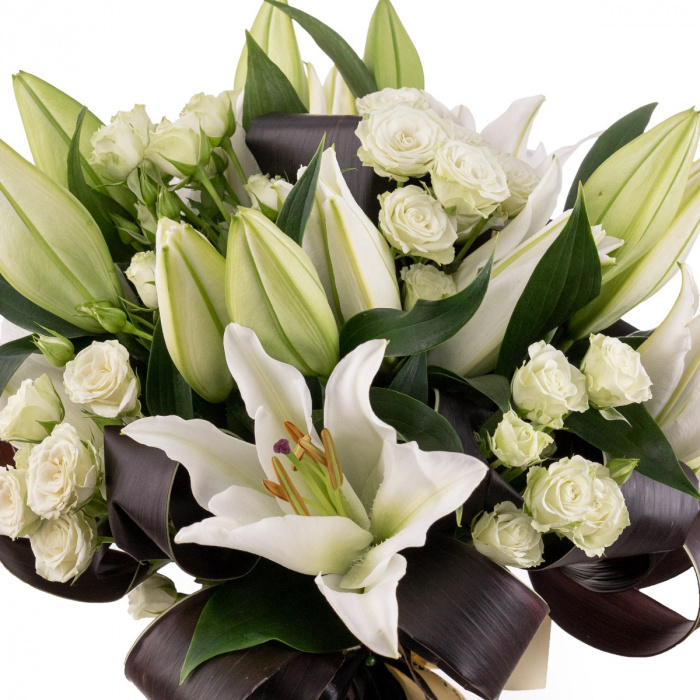 Buchet Funerar cu crini si minirosa – imaginea 2