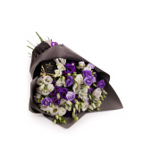 Buchet cu lisianthus alb si mov – Standard