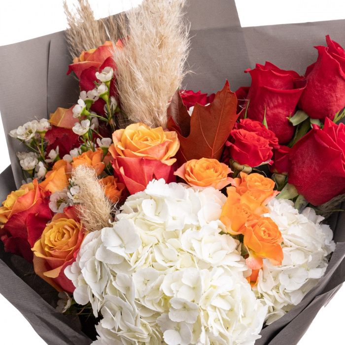 Buchet de trandafiri si hortensii Autumn Fantasy – imaginea 3