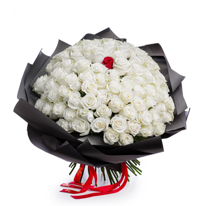 Buchet 100 trandafiri albi si unul rosu – imaginea 1