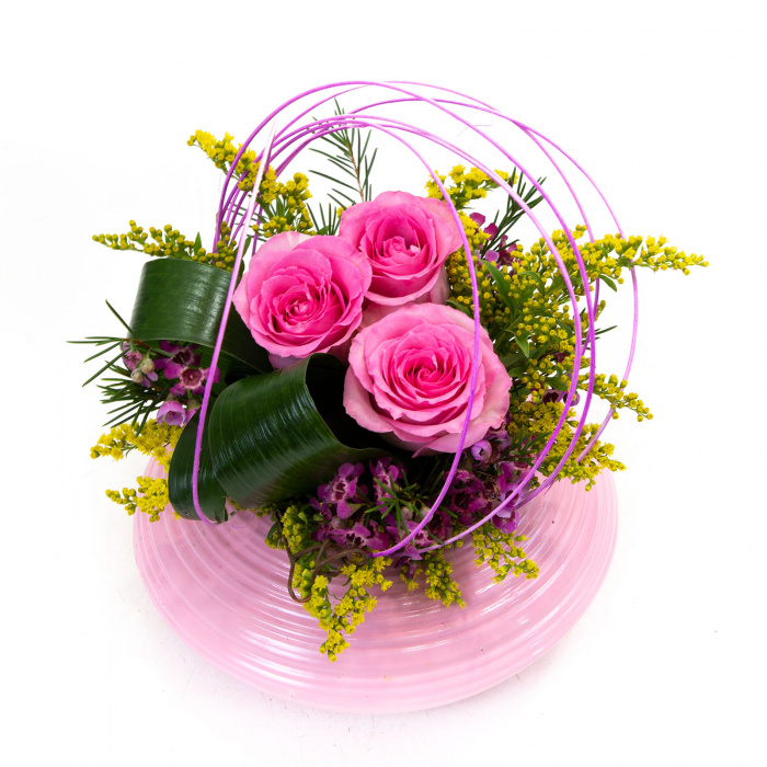 Aranjament floral roz perfect – imaginea 2