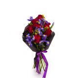 Buchet trandafiri si irisi albastri – Standard