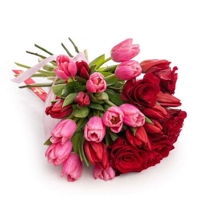 Lalele si trandafiri romantici – imaginea 2