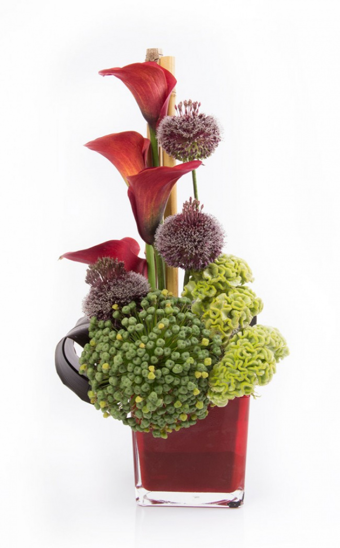 Aranjament special cu cale si allium