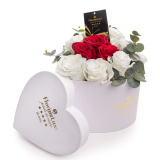 Cutie inima alba cu trandafiri romantici – Premium