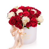 Aranjament floral cadou – Premium