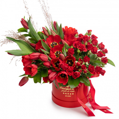 Aranjament floral elegant