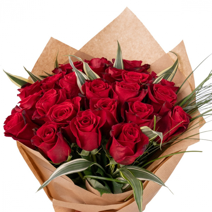 Buchet trandafiri in ambalaj romantic – imaginea 2