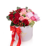 Cutie cu bujori si trandafiri in doua culori – Floridelux