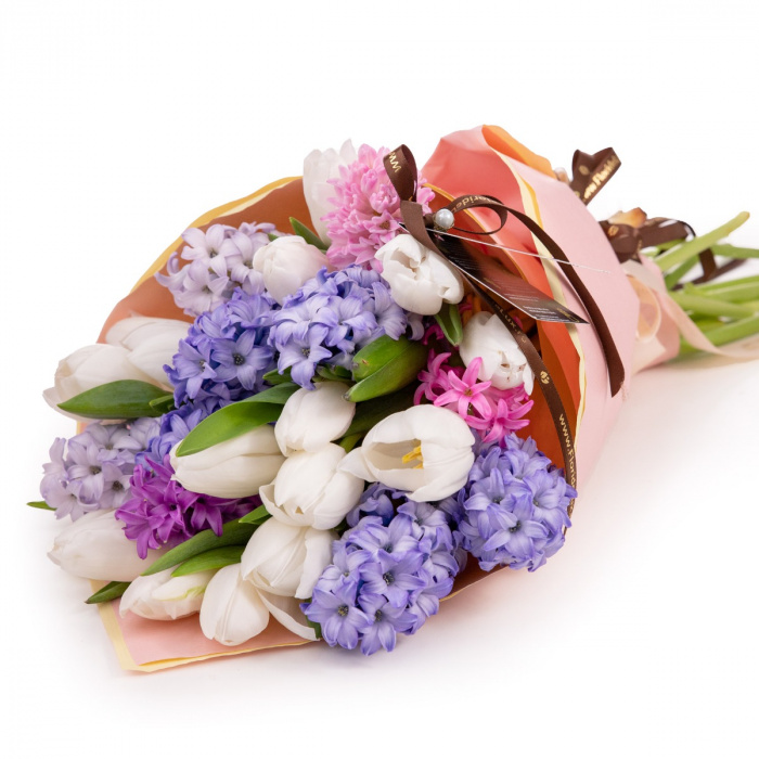 Buchet elegant in doua culori cu lalele si zambile – imaginea 1