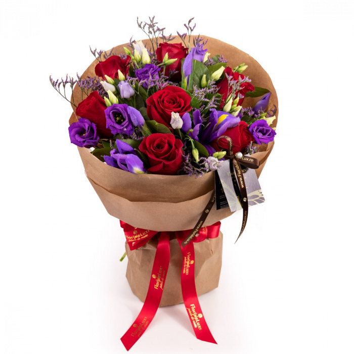 Buchet trandafiri rosii si iris – imaginea 1